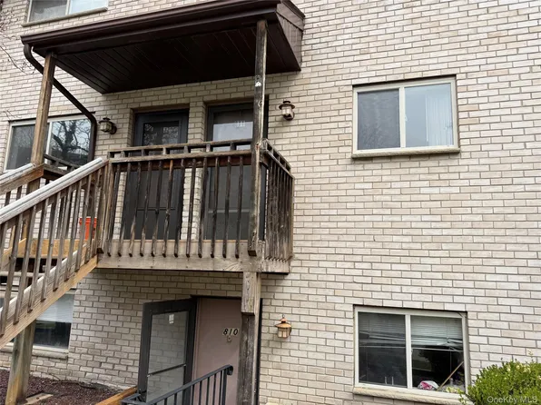 26 Cooper Road #811, Poughkeepsie, NY 12603