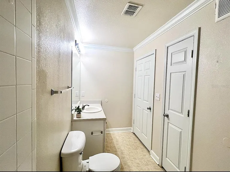 18469 Bridle Club Dr #3 — Photo 49