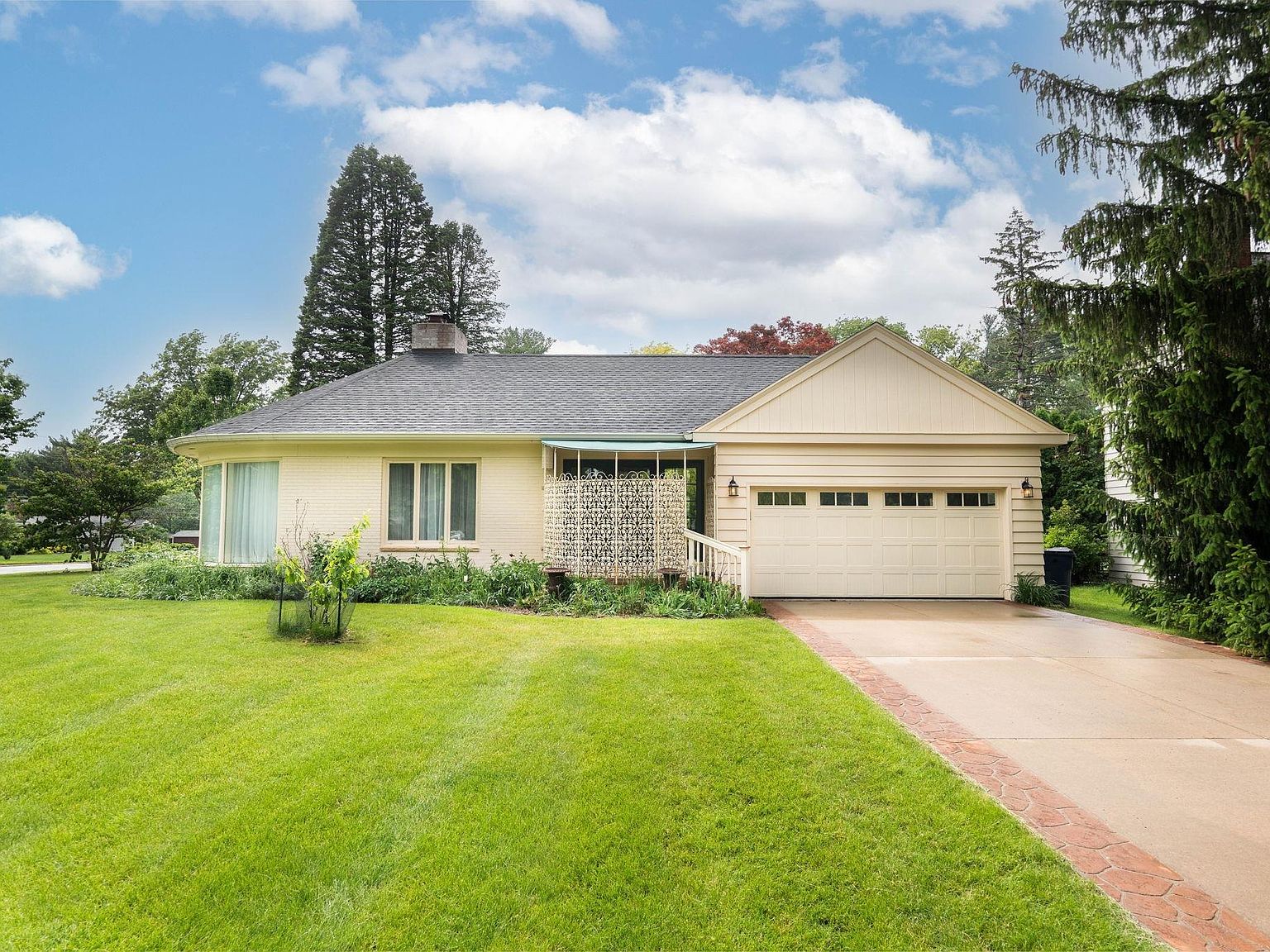 1076 Prospect Blvd, Waterloo, IA 50701 MLS 20242127 Zillow