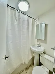 Rented by R New York