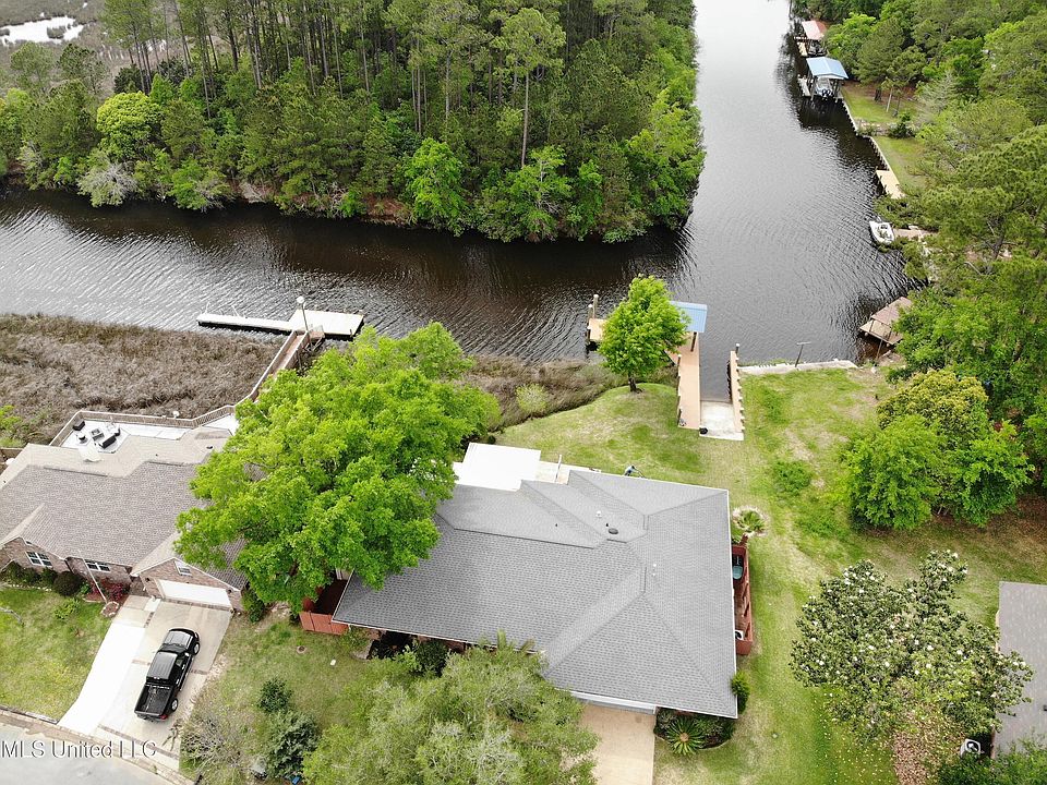 5813 Moreton Pl, Ocean Springs, MS 39564 Zillow