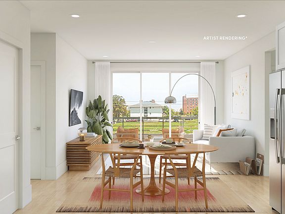 Dining area adjacent to kitchen