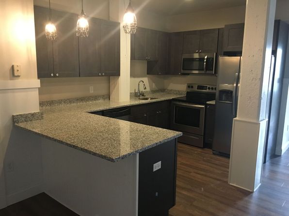 238 N George St APT 203