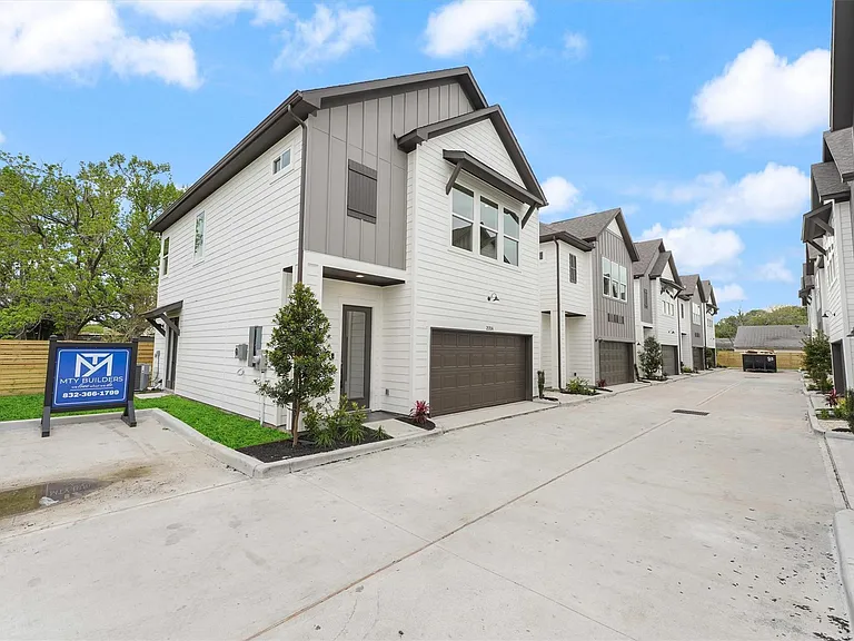 2131 Blalock Rd #D — Photo 24