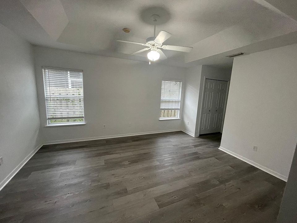2nd image of 8628 SW 77th Ave