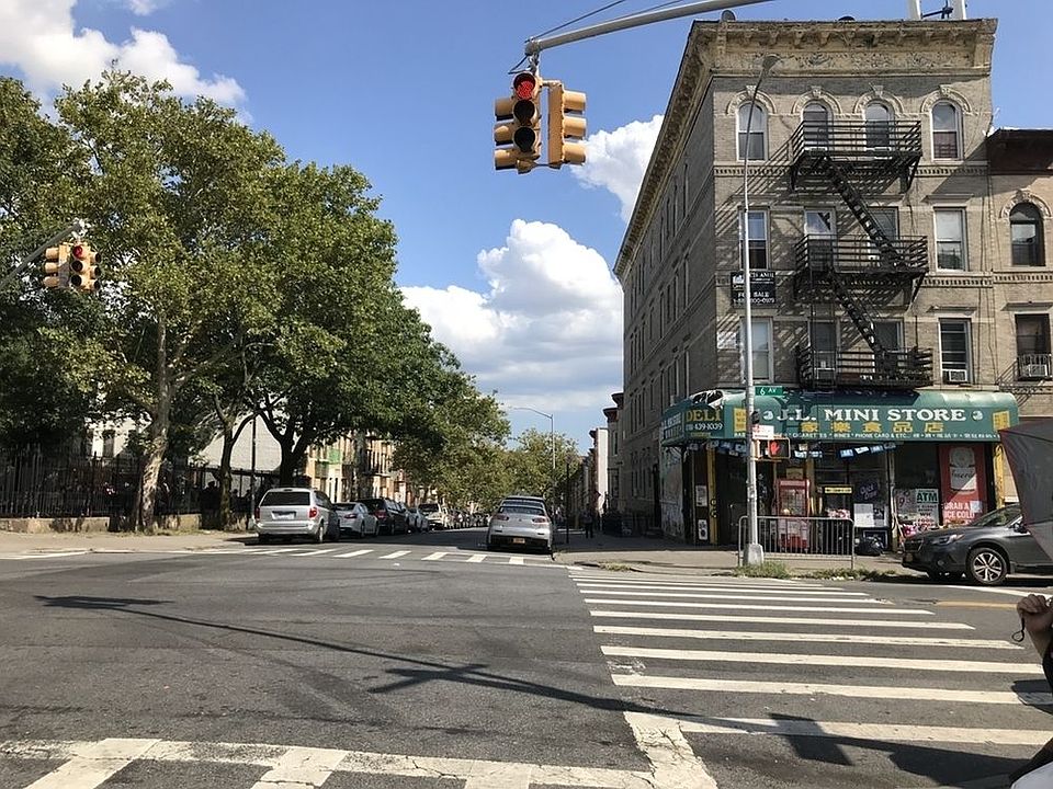 2nd image of 5601 6th Ave