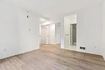 1688 Sacramento St #102 — Photo 1