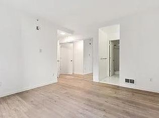 1688 Sacramento St #102, San Francisco, CA 94109