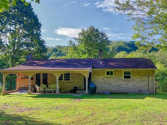 WOW, THE PRIVACY IN THE BACK.