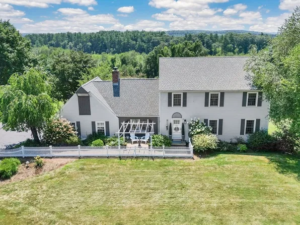 52 Wickaboag Valley Rd, West Brookfield, MA 01585