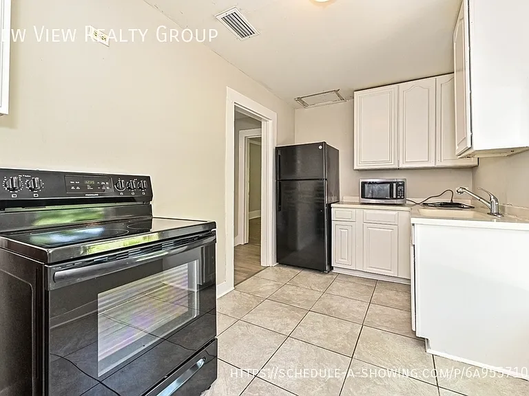 708 S Hayne St — Photo 8