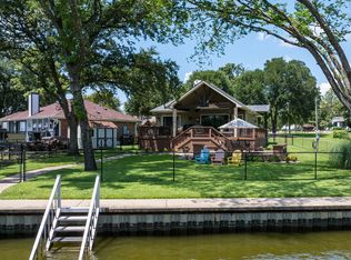 120 Excalibur Cir, Mabank, TX 75156