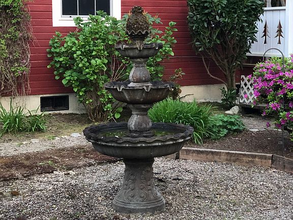 2nd image of 4840 92nd Ave NE
