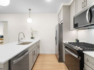 70 Ridgedale Ave #205, Morristown, NJ 07960