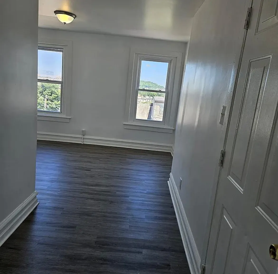 115 S 8th St — Photo 1