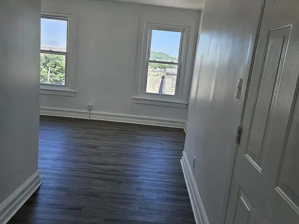 115 S 8th St #3B, Allentown, PA 18101