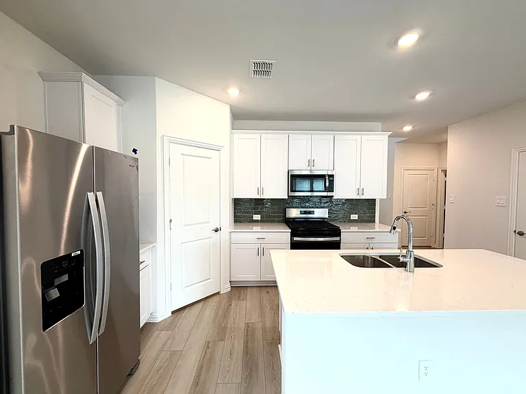 6305 Timberhurst Dr — Photo 21