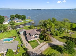 1035 Holiday Cir, Seven Points, TX 75143