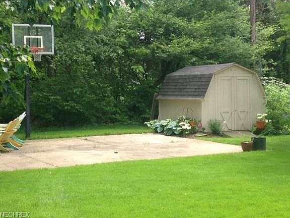 5th image of 1966 Willowdale Dr