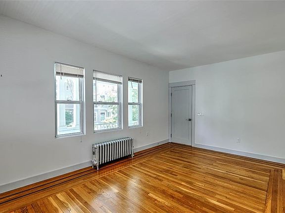4th image of 29 Sargent Ave Floor 2