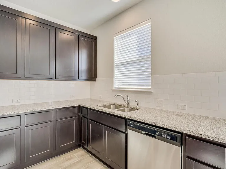 2117 Pecan Island Dr — Photo 11