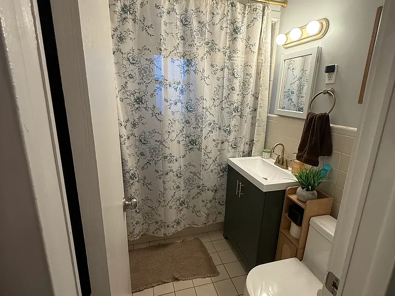 27 Illinois Ave — Photo 13
