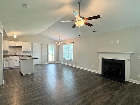 5th image of 127 Waterford Way
