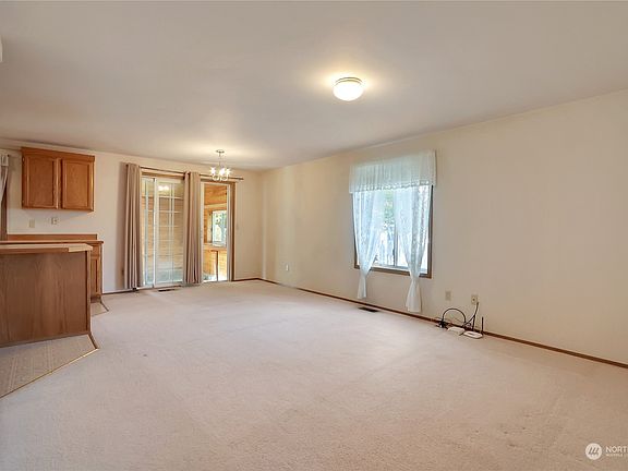 5th image of 5310 E E Street