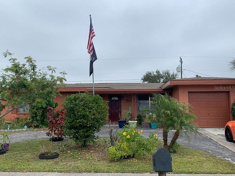 1st image of 21170 Gladis Ave