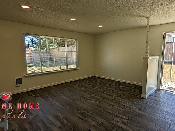 2nd image of 1324 Glen Mary Dr SE #B