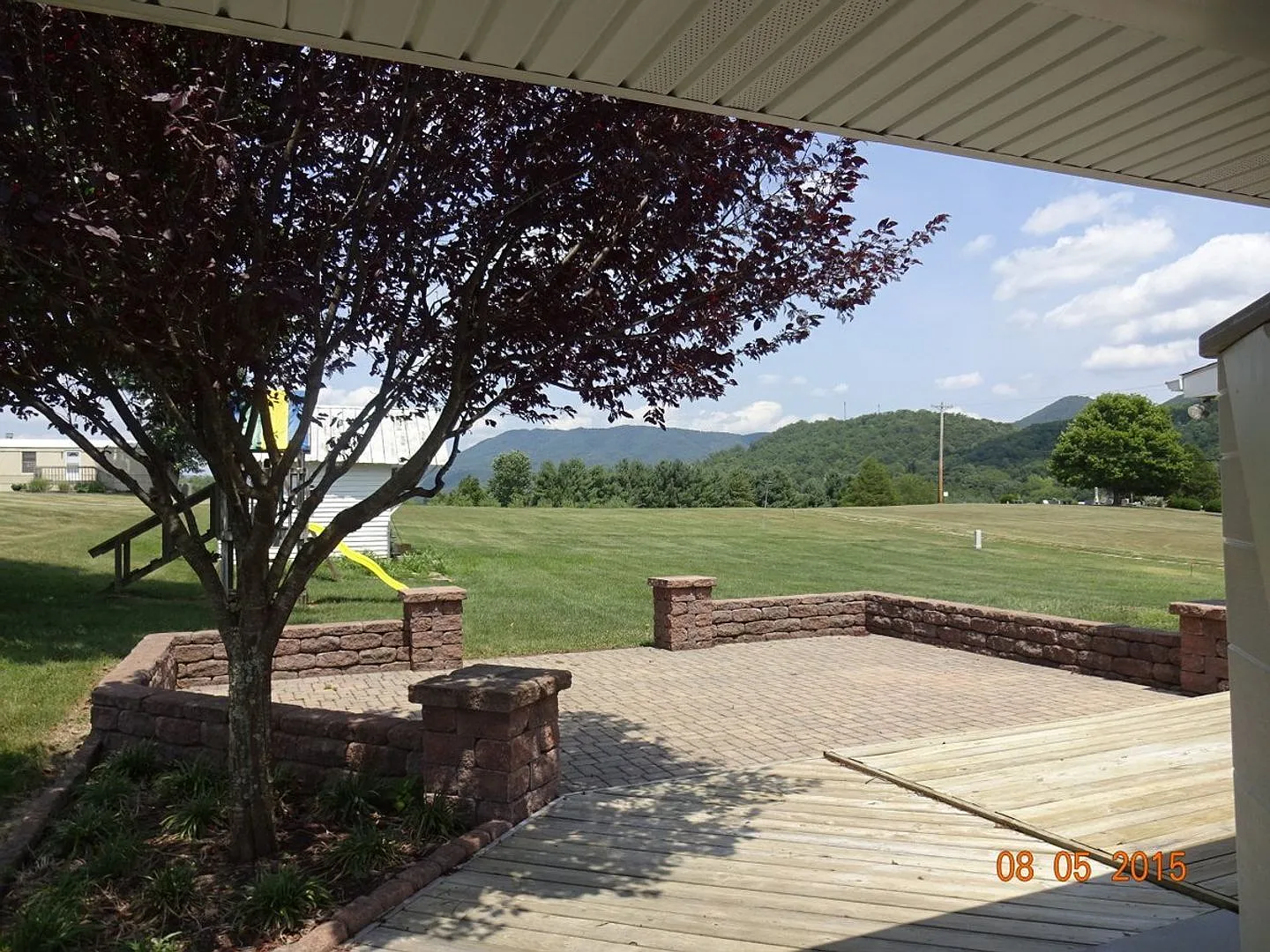 4 Bedroom 3 Bath House — Photo 2