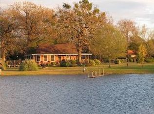 1484 Vz County Road 1505, Van, TX 75790
