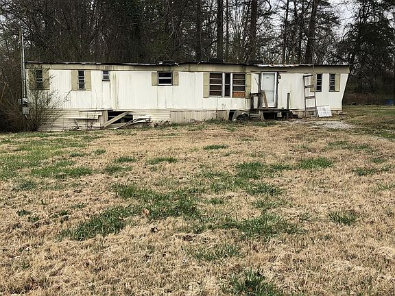 2nd image of 388 Crawford Cir