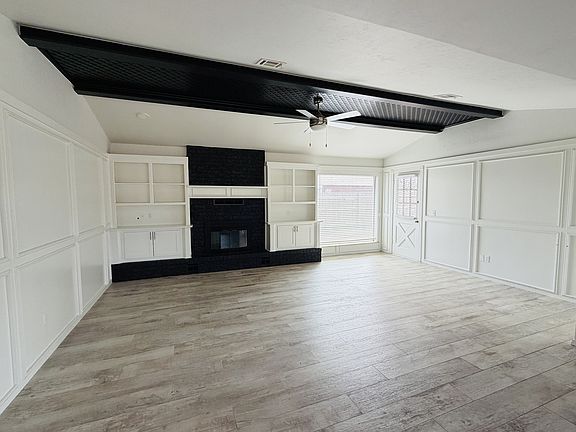 3rd image of 1204 NE 6th St