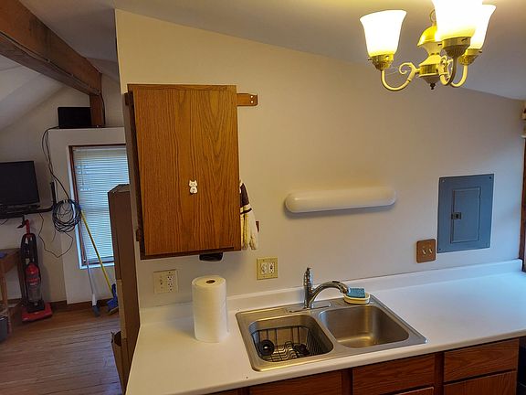 3rd image of 3056 N Bartlett Ave #A