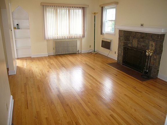 3rd image of 228 Parker Ave