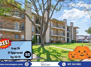 9520 Royal Ln APT 323, Dallas, TX 75243