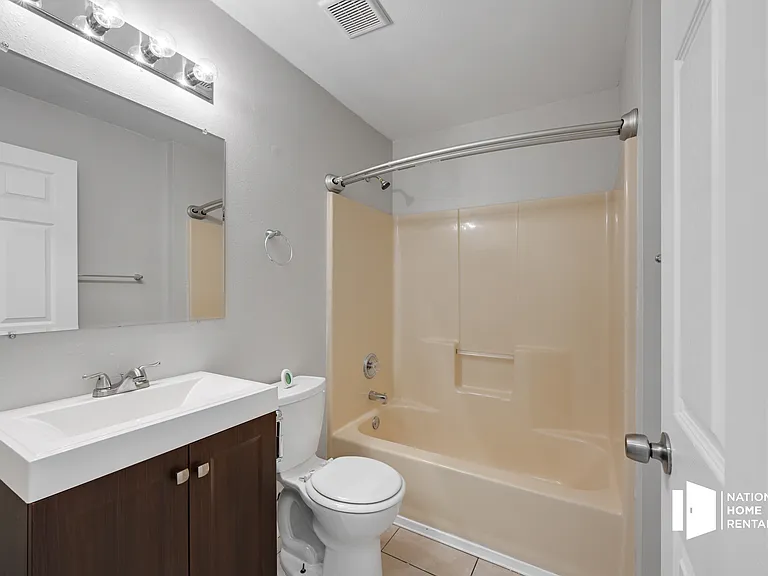 3015 Colorado Ave — Photo 14