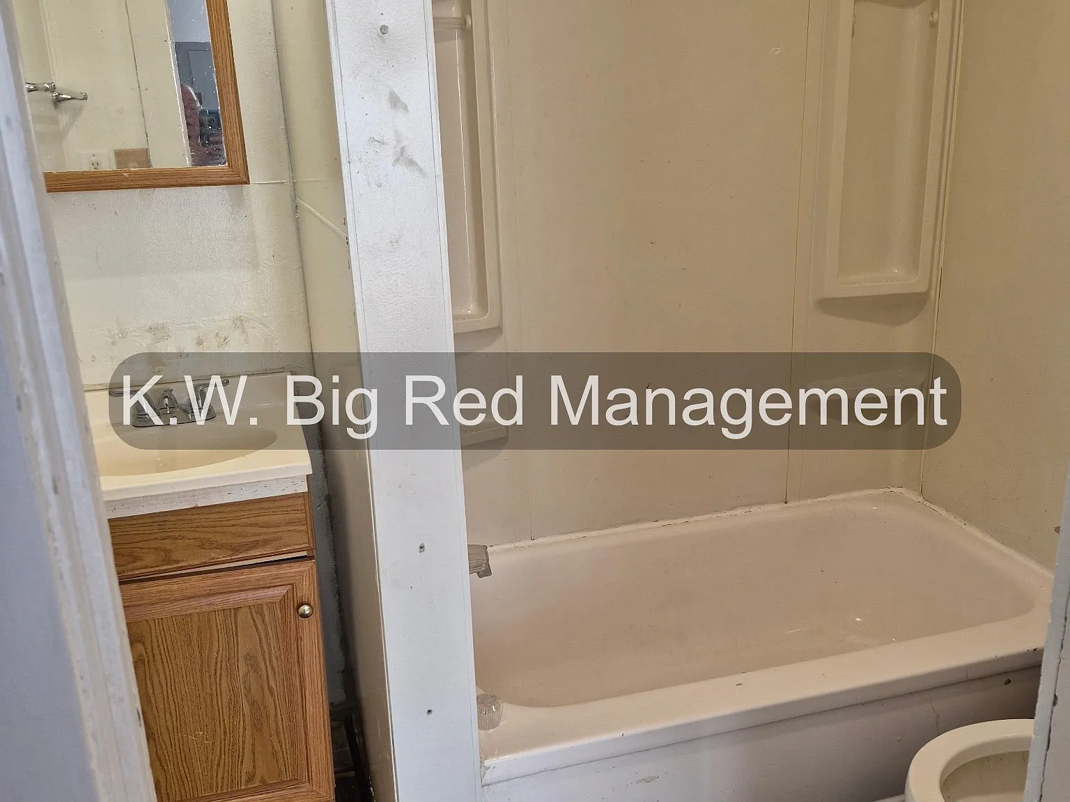 1119 Chartres St — Photo 3