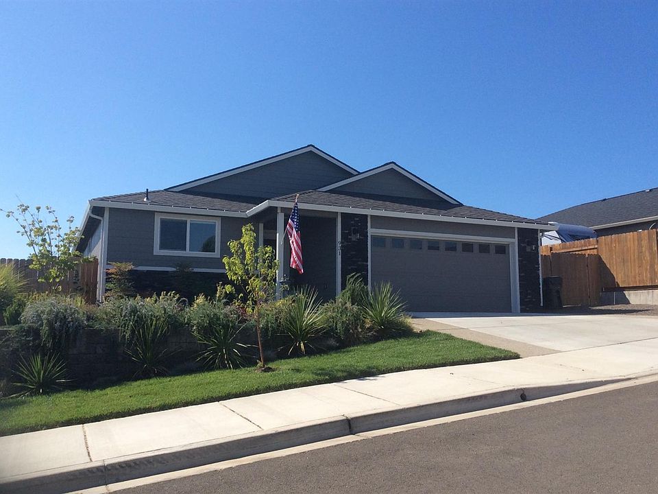 1st image of 931 Sellwood Dr