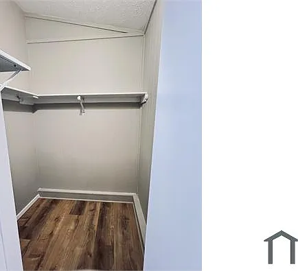 2102 Richwood Dr — Photo 12