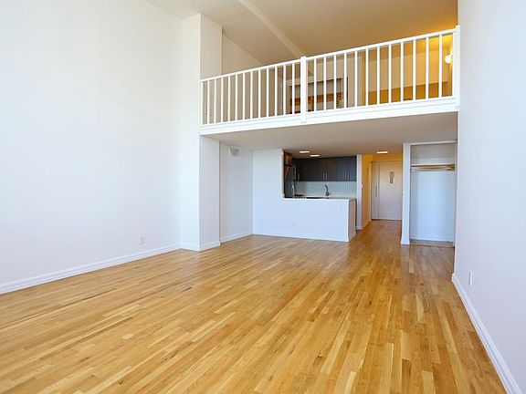 5th image of 666 Greenwich St APT 331