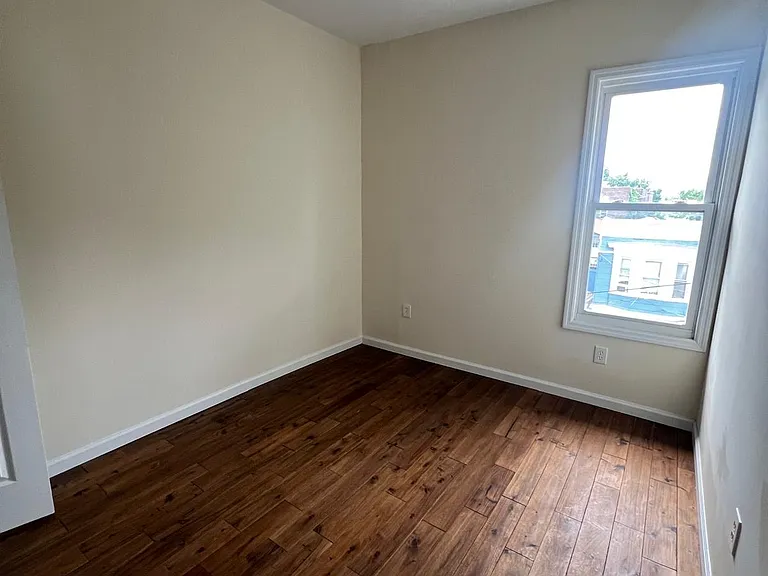 828 S 15th St #3R — Photo 1