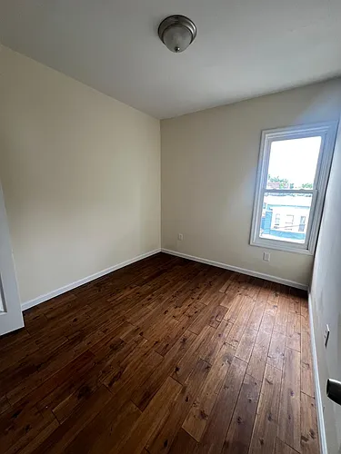 828 S 15th St #3R Photo 1