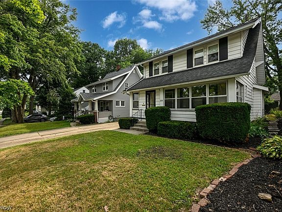 2nd image of 2138 19th St
