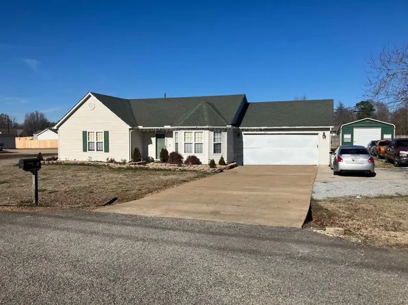 31 Eagles Perch, Oakfield, TN 38362