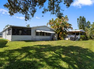 6490 NW 37th Ave, Coconut Creek, FL 33073