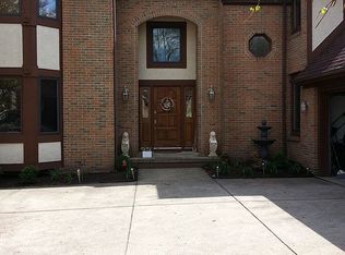 6297 Alissa Ln, Columbus, OH 43213