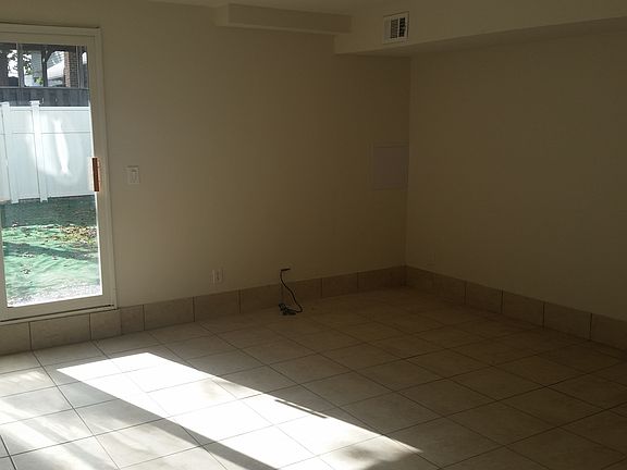4th image of 76 Wentworth Ave