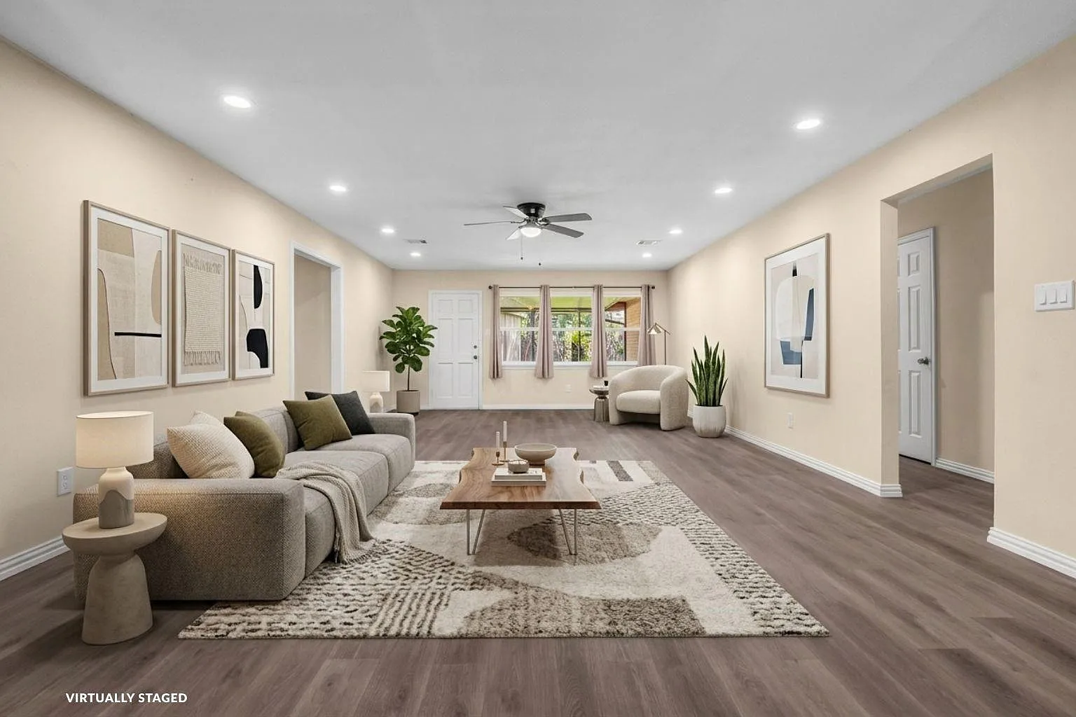 4 bed, 2.0 bath, 2104 sqft, $2,100 — Photo 2